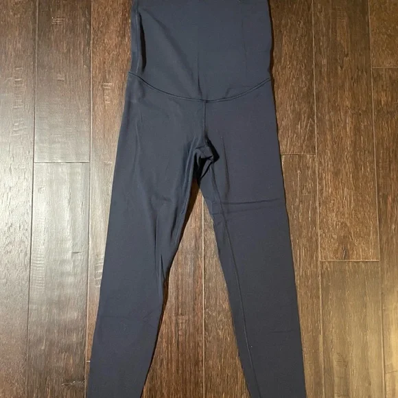 CRZ Yoga Maternity Navy Leggings XS - Picture 3 of 4